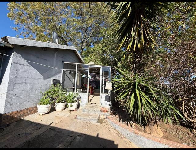 3 BEDROOM HOUSE FOR SALE IN CLOETESVILLE